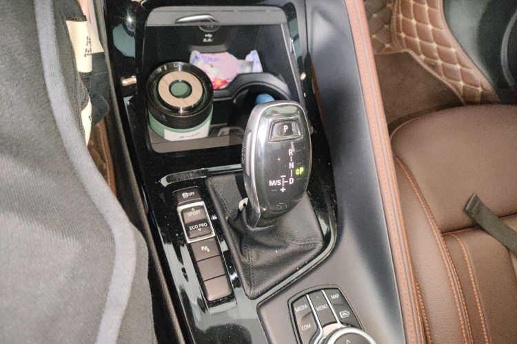 宝马X2 2021款 改款 sDrive25i 曜夜版局部细节18