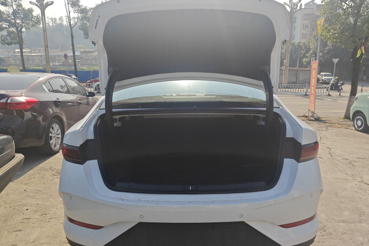 比亚迪 秦PLUS 2025款 DM-i 智驾版 55KM领先型局部细节23