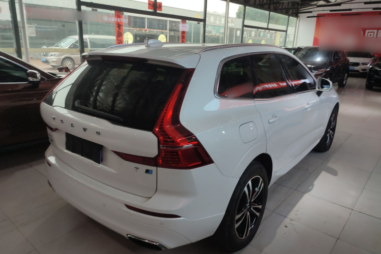 沃尔沃XC60 2019款 T5 四驱智远版 国V车身外观7