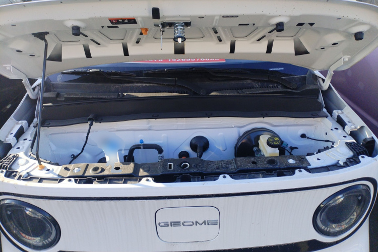 吉利银河 2025款 210km 熊猫卡丁机舱底盘24