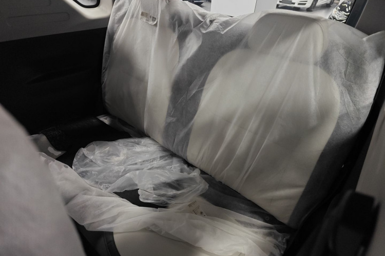 吉利银河 2025款 210km 熊猫卡丁中控内饰21