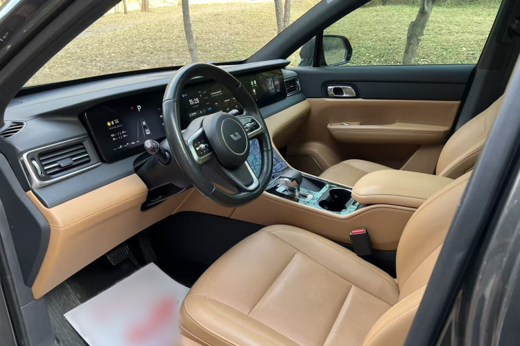 理想汽车 理想ONE 2021款 增程6座版中控内饰7001