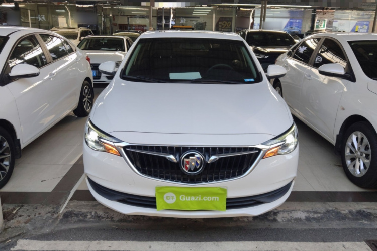 别克 英朗 2021款 改款 典范 1.5L 自动精英型车身外观2