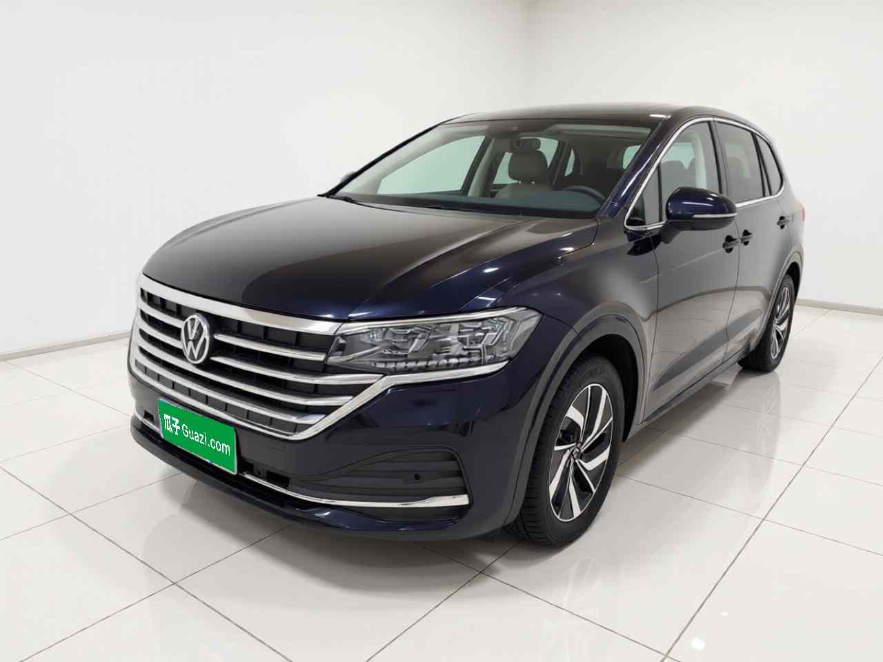 大众 威然 2023款 改款 380TSI 尊驰版(2)