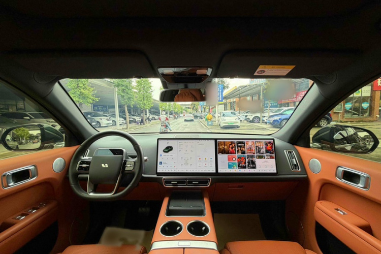 理想汽车 理想L7 2023款 Pro中控内饰7005