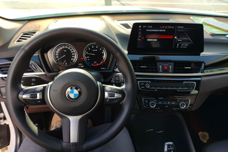 宝马X1 2021款 改款 sDrive25Li 领先型中控内饰12