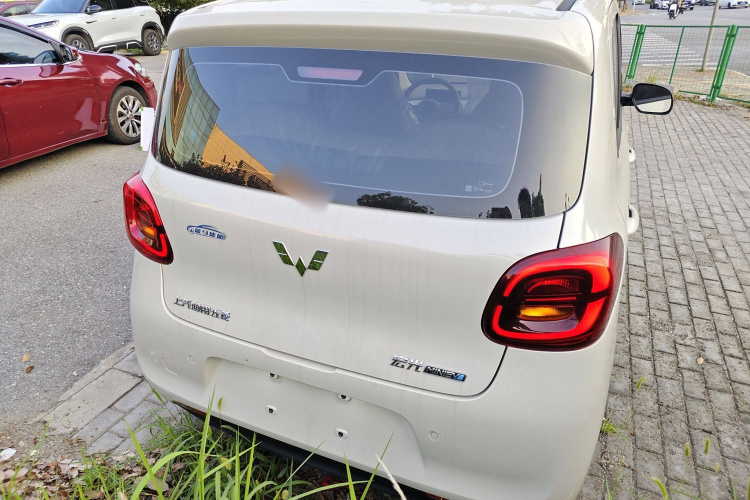 五菱汽车 宏光MINIEV 2025款 四门版 进阶款车身外观6