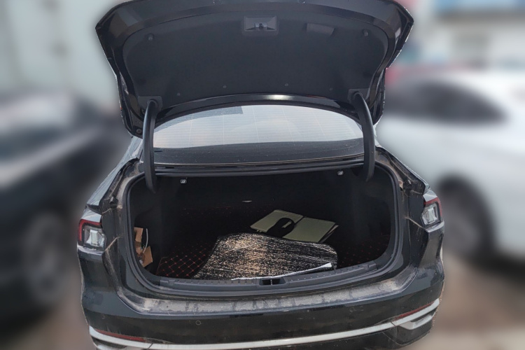 福特 蒙迪欧 2022款 改款 EcoBoost 245 豪华型中控内饰23