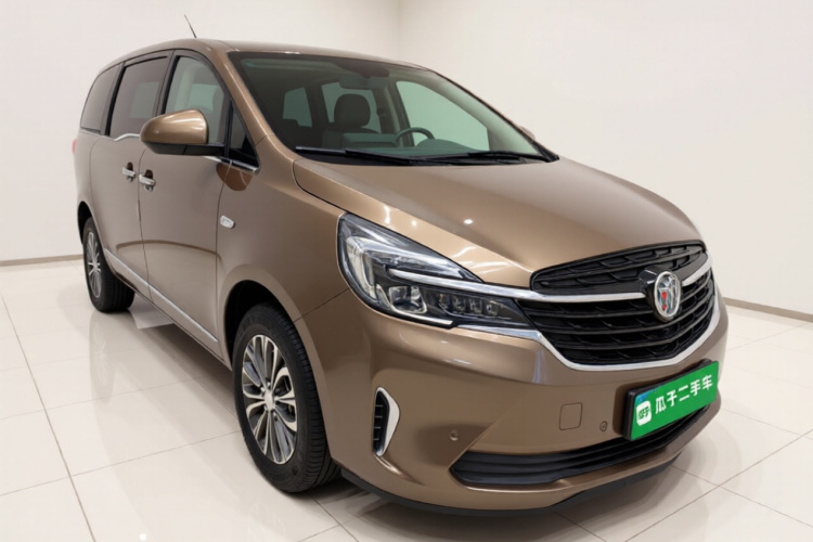 别克GL8 2020款 陆上公务舱 652T 尊贵型车身外观3