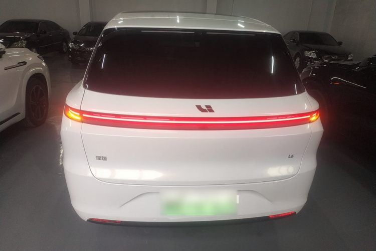 理想汽车 理想L6 2024款 Pro车身外观6