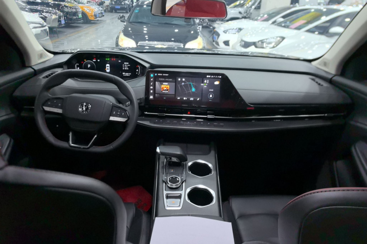 长安CS55PLUS 2022款 第二代 1.5T DCT尊贵型中控内饰7002