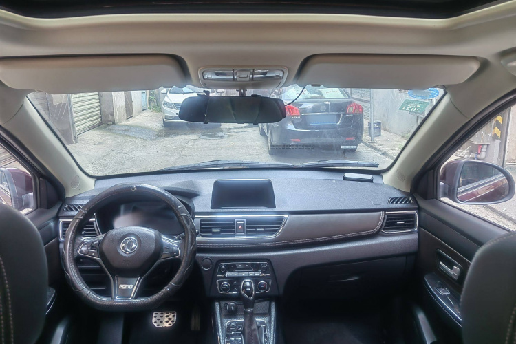 东风风光 风光370 2018款 S370 1.5L CVT豪华型 5座中控内饰7001