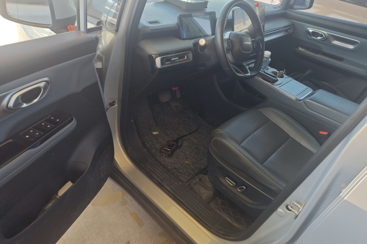 埃安 AION Y 2023款 Younger 星耀版中控内饰7003