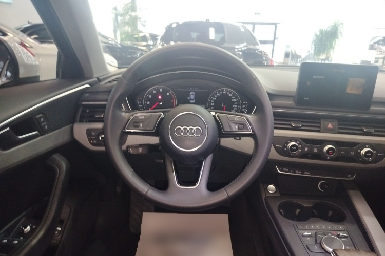 奥迪A4L 2017款 Plus 40 TFSI 进取型局部细节13