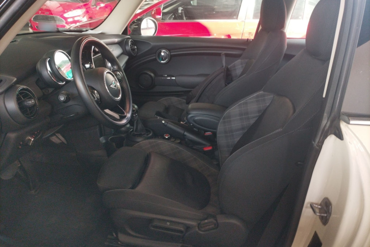 MINI 2016款 1.5T COOPER局部细节19