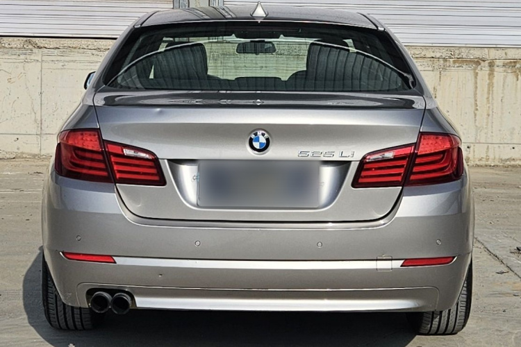 宝马5系 2013款 525Li 领先型车身外观6004