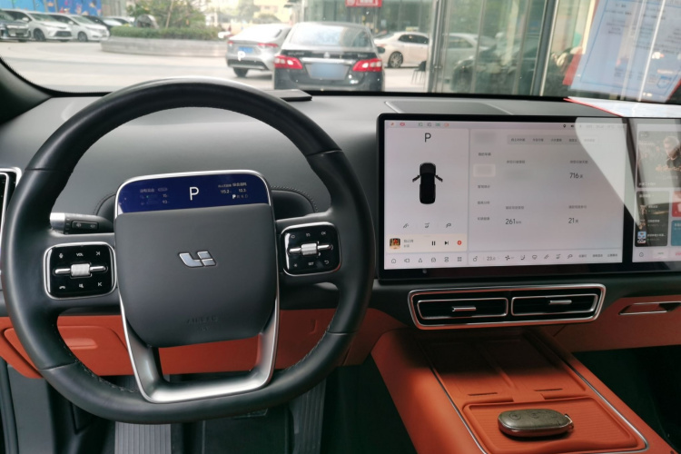 理想汽车 理想L7 2023款 Pro中控内饰12