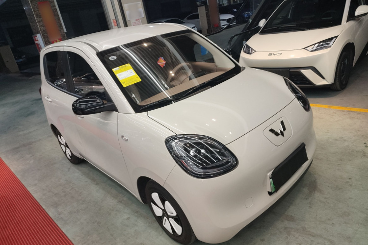 五菱汽车 宏光MINIEV 2025款 四门版 进阶款车身外观3