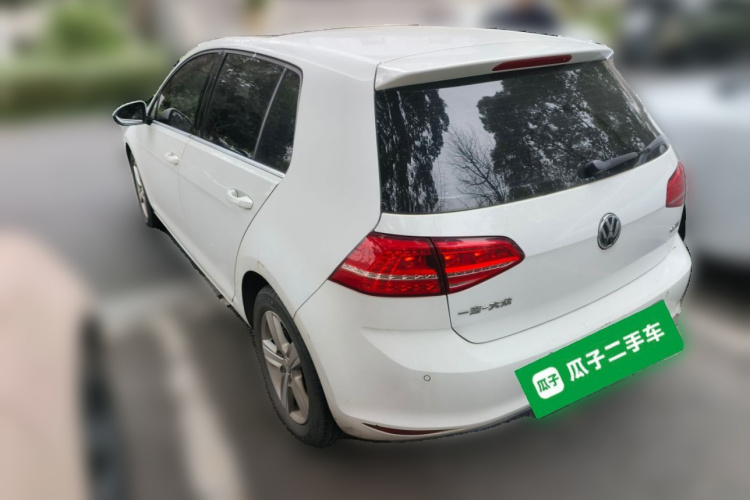 大众 高尔夫 2016款 1.6L 自动舒适型车身外观5