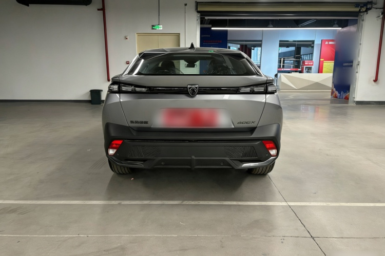 标致408X 2025款 RS车身外观6005