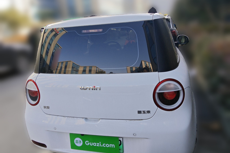 长安启源 长安Lumin 2022款 210km 香甜款车身外观6