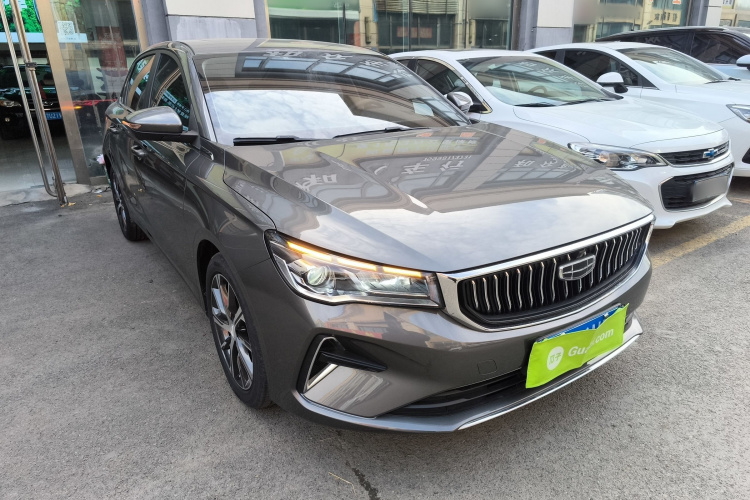 吉利汽车 帝豪 2023款 第4代冠军版 1.5L CVT豪华型车身外观3