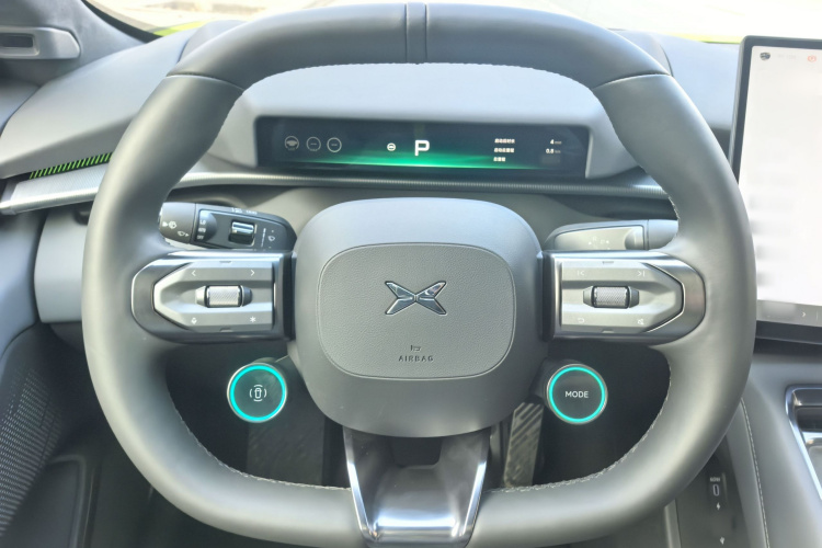 小鹏P7 2025款 750 四驱高性能 Ultra局部细节13