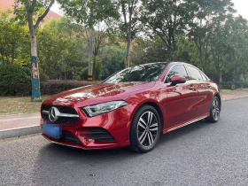 奔驰A级 2019款 A 180 L 运动轿车