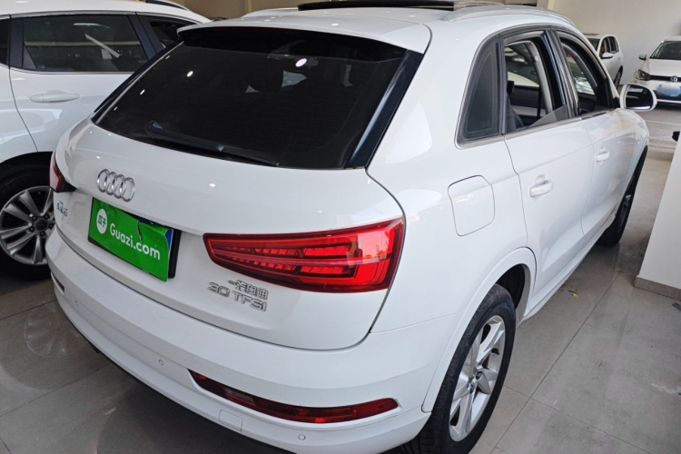 奥迪Q3 2017款 30 TFSI 时尚型车身外观7