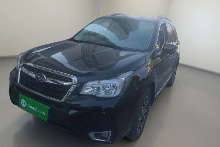 斯巴鲁 森林人 2016款 2.0i 时尚导航版车身外观1