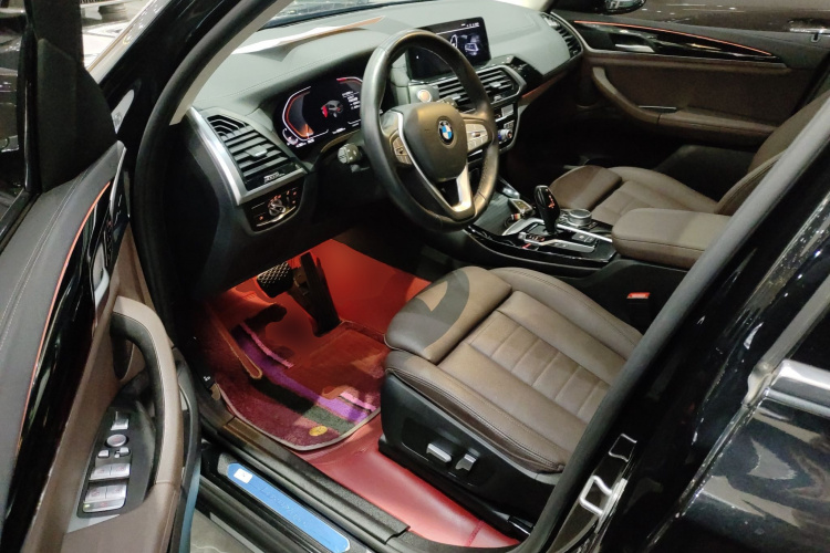 宝马X3 2021款 改款 xDrive25i M运动套装中控内饰20