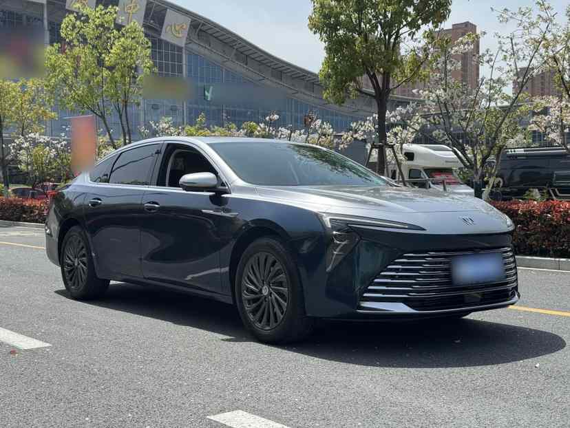 别克 君越 2025款 28T 白金版(2)