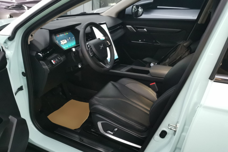 小鹏G3 2022款 G3i 460N+中控内饰19