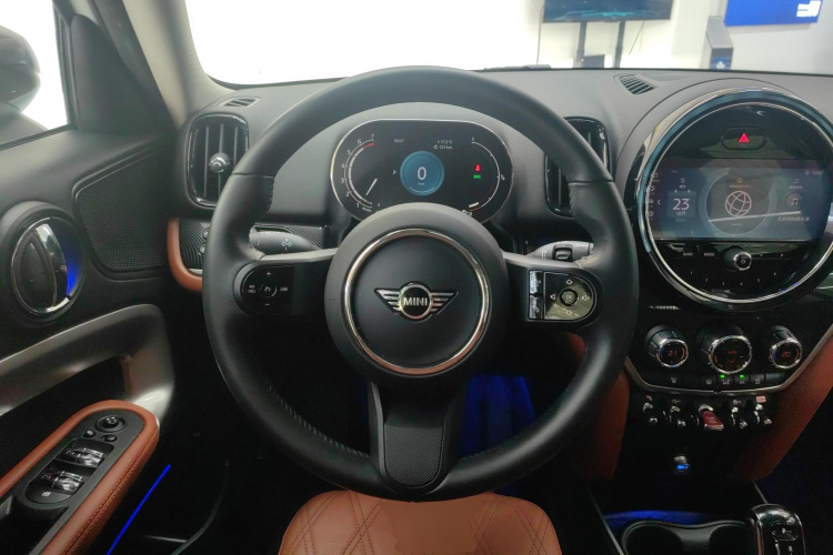 MINI Countryman 2022款 改款 2.0T COOPER S中控内饰13
