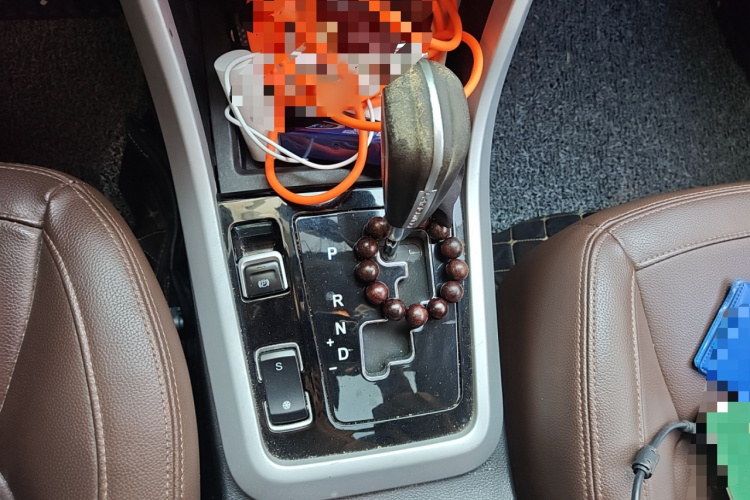 陆风X5 2016款 Plus 1.5T CVT创领版局部细节18