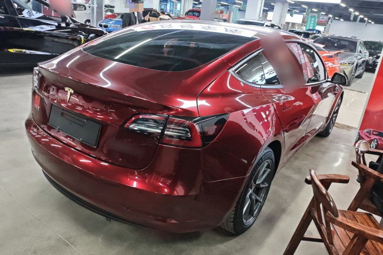 特斯拉 Model 3 2021款 标准续航后驱升级版 3D6车身外观6005