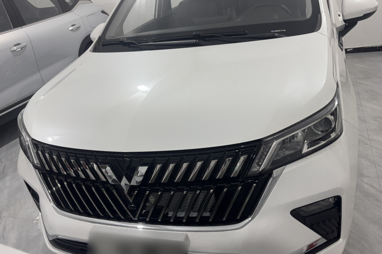 五菱汽车 五菱佳辰 2022款 1.5T CVT智享豪华型车身外观6001