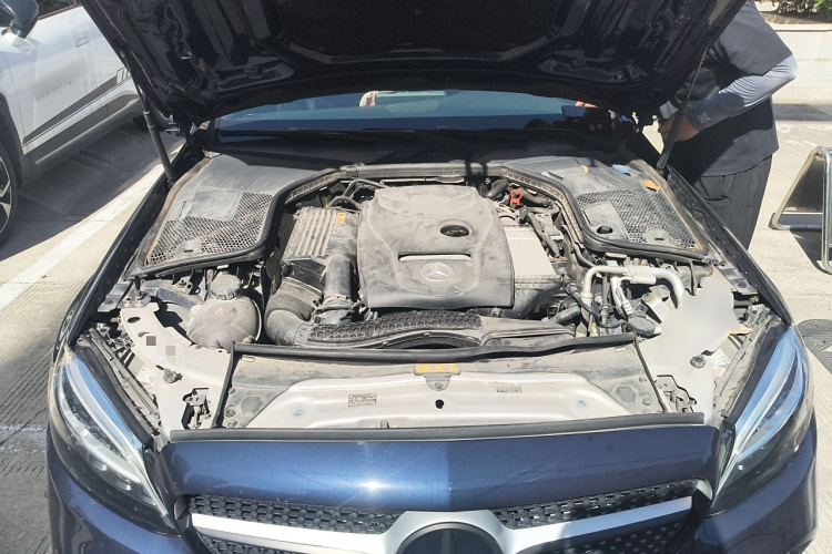 奔驰C级 2019款 C 180 L 时尚型运动版局部细节24