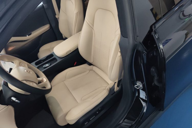 蔚来ET5T 2024款 75kWh Touring中控内饰19