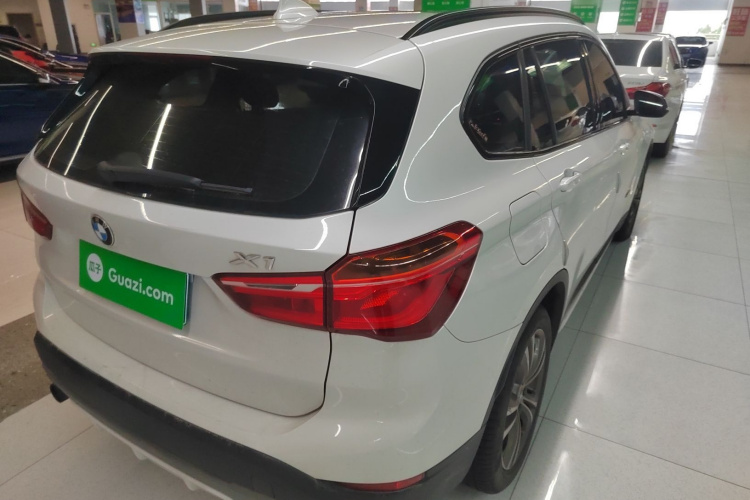 宝马X1 2016款 sDrive20Li 豪华型车身外观7