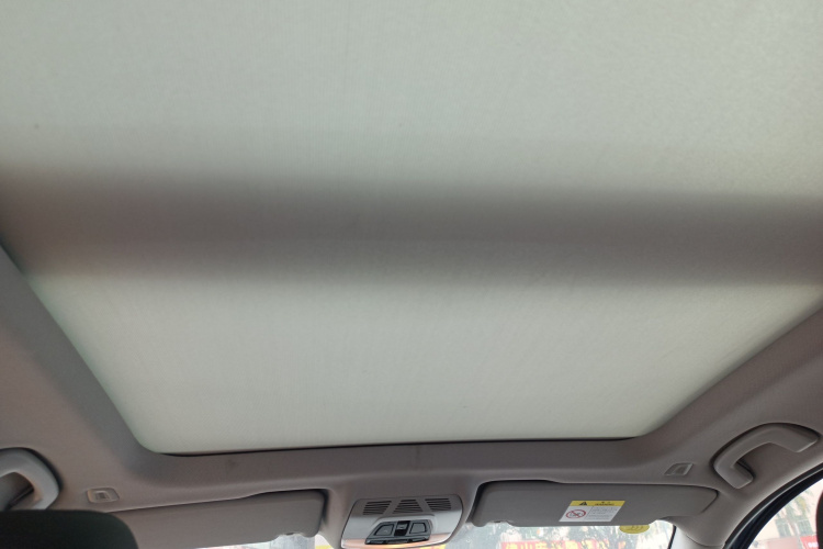 宝马2系旅行车 2018款 218i 尊享型运动套装局部细节22