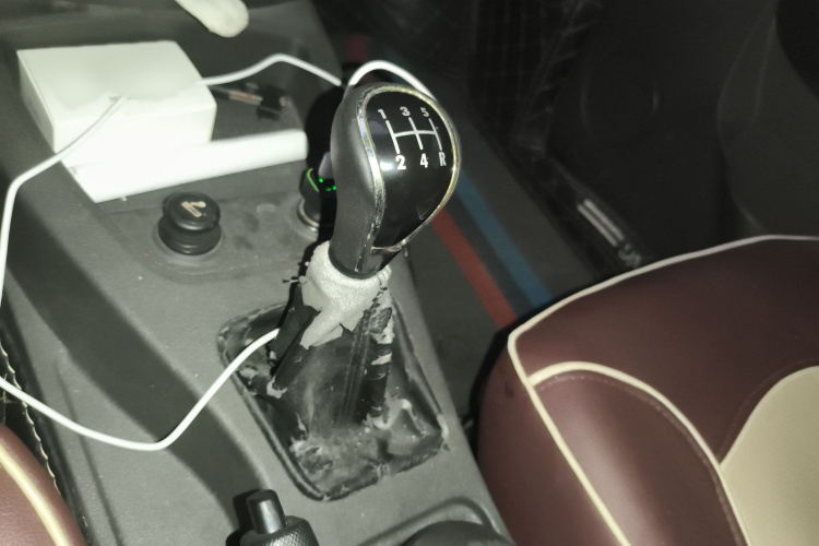 五菱汽车 五菱宏光 2014款 1.5L S标准型局部细节18