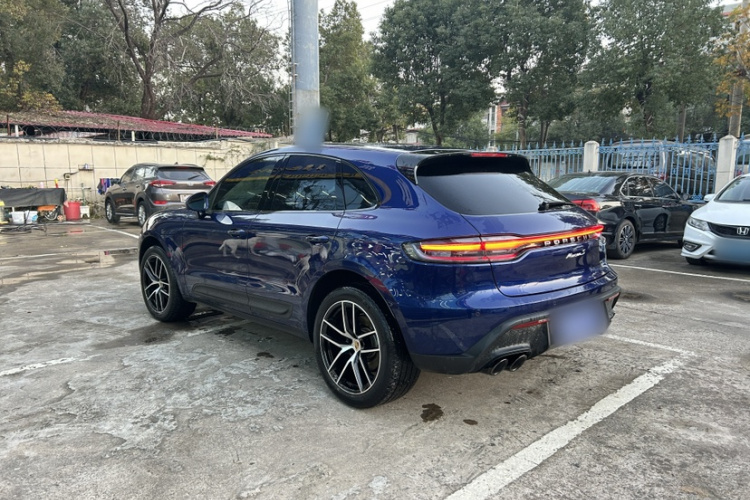 保时捷 2022款 Macan 2.0T车身外观6005
