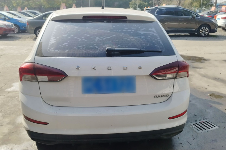 斯柯达 昕动 2020款 1.5L 自动标准版车身外观6004