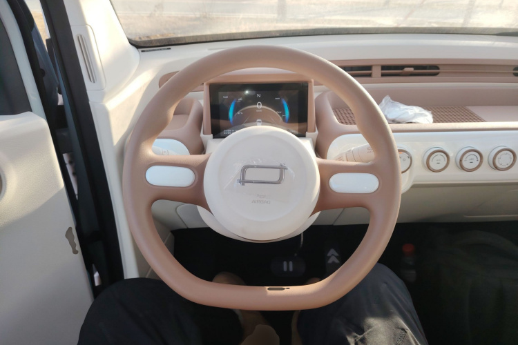 奔腾小马 2026款 222km 萌趣马 Plus中控内饰13