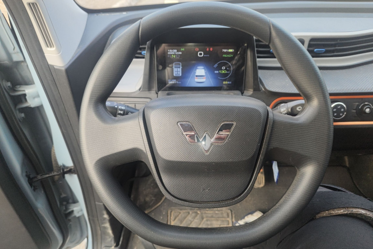 五菱汽车 宏光MINIEV 2020款 悦享款 磷酸铁锂中控内饰13