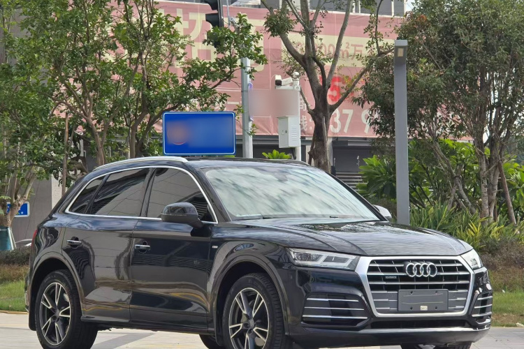 奥迪Q5L 2018款 40 TFSI 荣享时尚型 国V车身外观6001