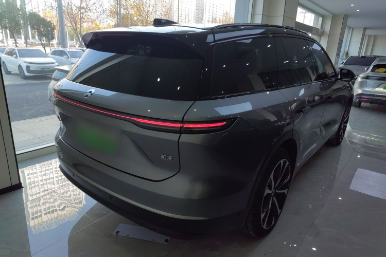 蔚来ES8 2024款 100kWh 签名版车身外观7