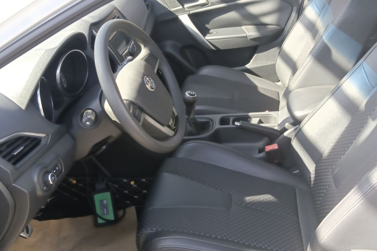 名爵 锐行 2015款 1.5T 手动精英版局部细节19