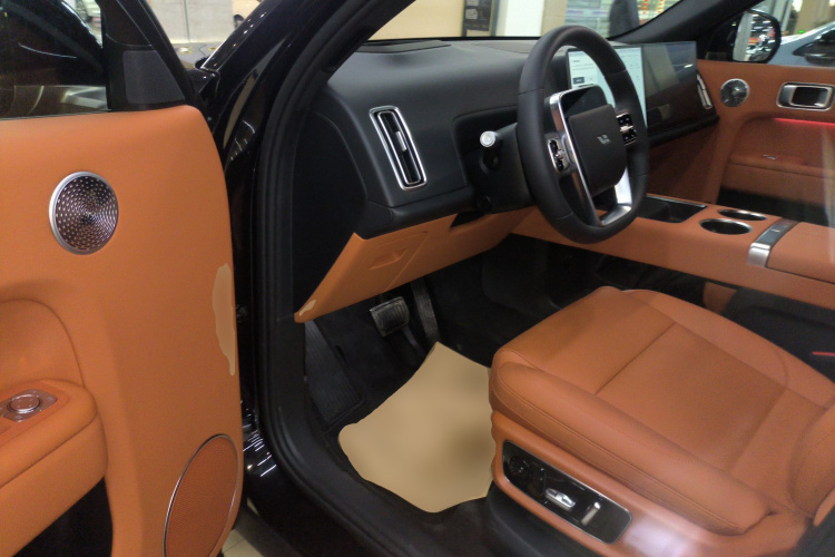 理想汽车 理想L9 2025款 Ultra 智能焕新版中控内饰20